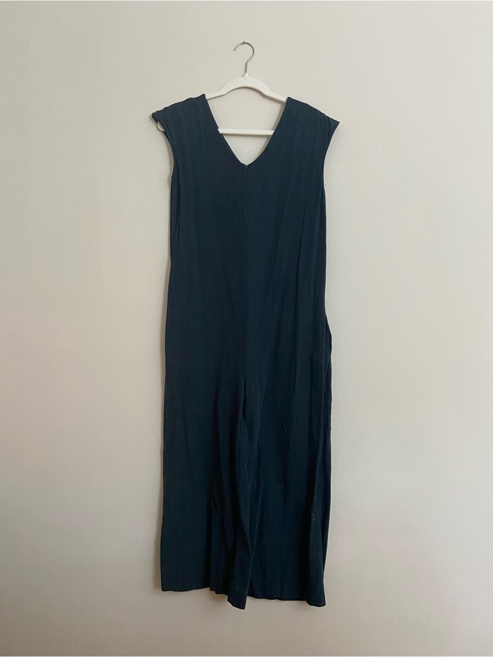 Sleeveless V-Neck Maxi Dress in Dark Navy